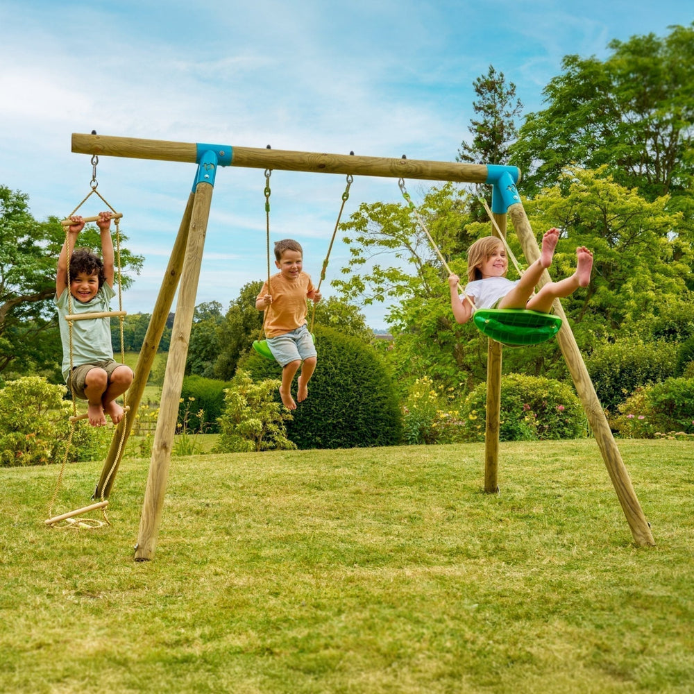 Portiques et aires de jeux en bois : l’engagement de TP Toys pour la sécurité et la durabilité