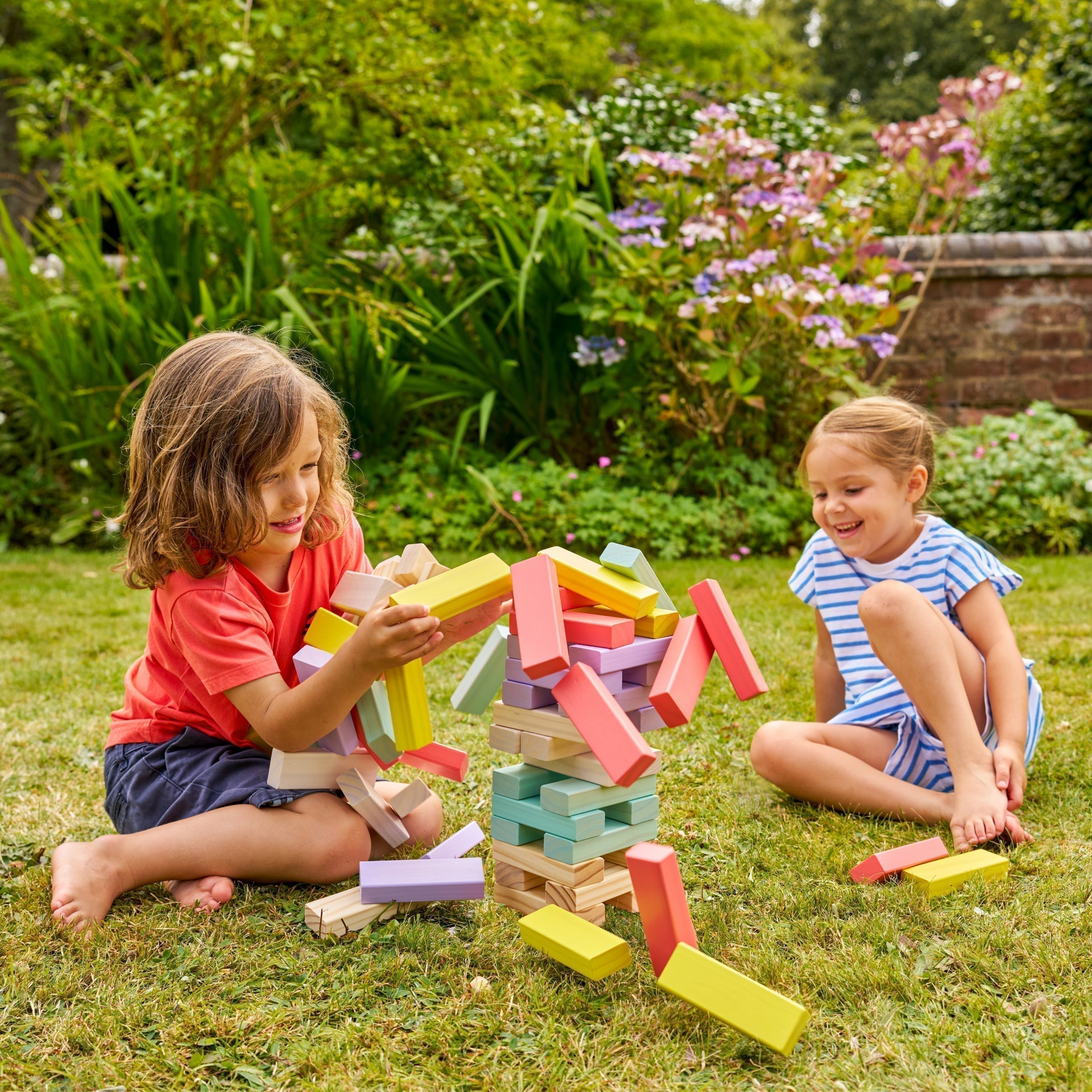  Jeux extérieurs pour tout-petits : la quantité idéale pour bien les occuper 