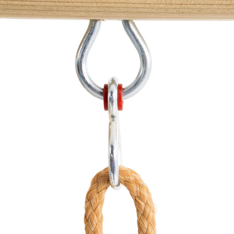 Détail de l'laccroche de la balançoire.