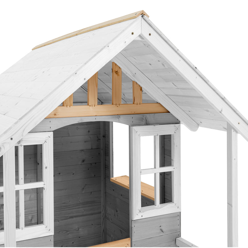 Gros plan du toit et du haut de la maisonnette en bois FSC®.