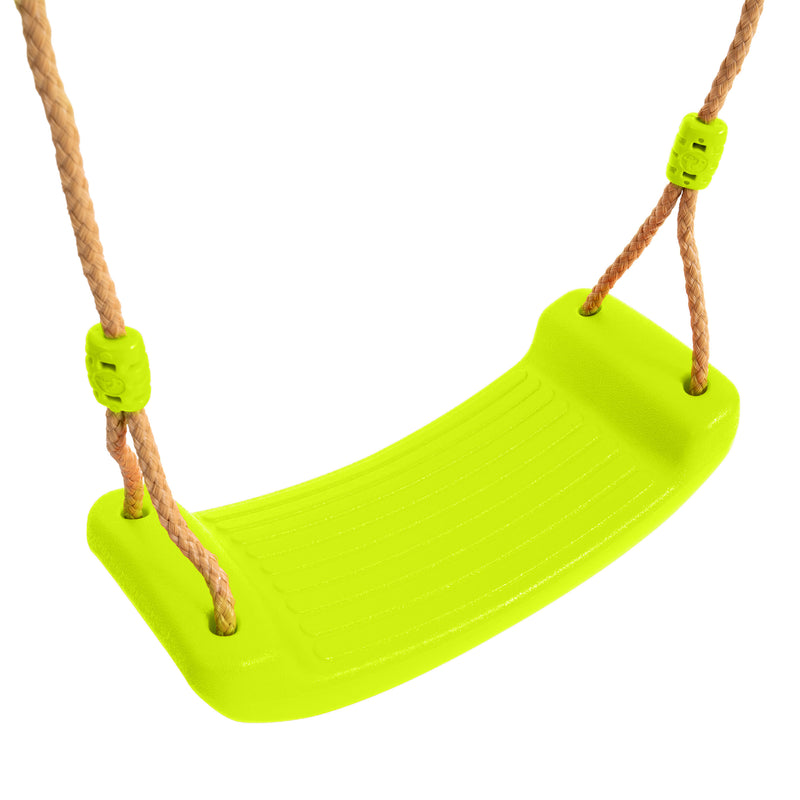 Siège de balançoire vert pour enfants suspendu par des cordes.