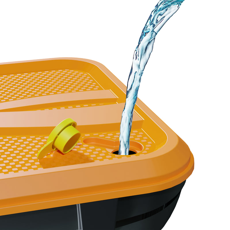 Base du Swingball remplie d’eau pour plus de stabilité.